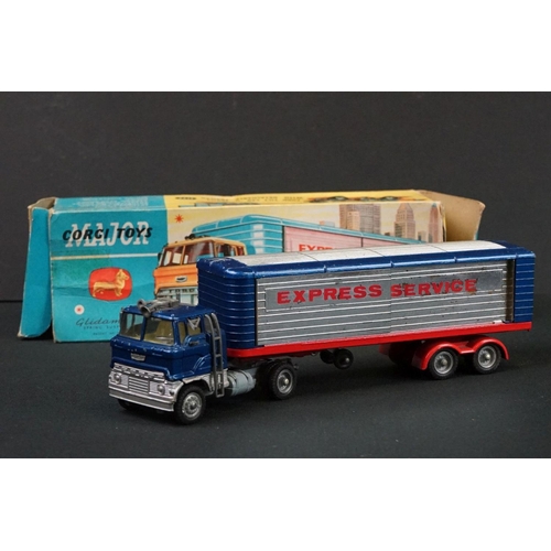 1186 - Three boxed Corgi diecast models to include Major 1143 Aerial Rescue Truck, Major 1137 Ford Tilt Cab... 