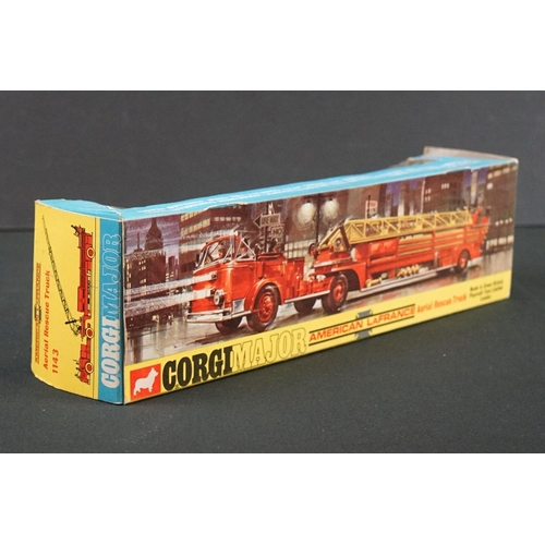 1186 - Three boxed Corgi diecast models to include Major 1143 Aerial Rescue Truck, Major 1137 Ford Tilt Cab... 