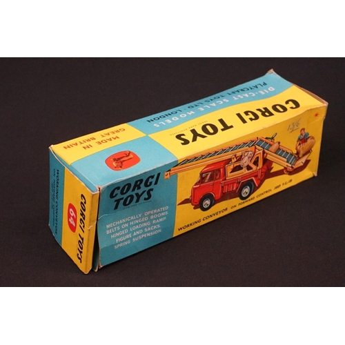 1186 - Three boxed Corgi diecast models to include Major 1143 Aerial Rescue Truck, Major 1137 Ford Tilt Cab... 