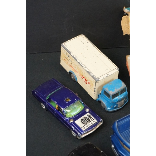 1187 - Around 32 mid 20th C play worn Corgi diecast models to include Ecurie Ecosse Racing Car Transporter ... 