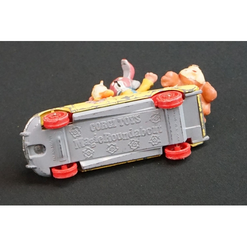 1189 - 12 TV related diecast / plastic models to include Corgi Batmobile, original Corgi The Saint Volvo, K... 