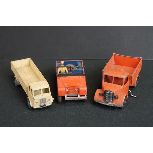 1205 - Around 22 mid 20th C Dinky diecast models to include Foden in maroon, Blaw Knox Bulldozer etc plus a... 