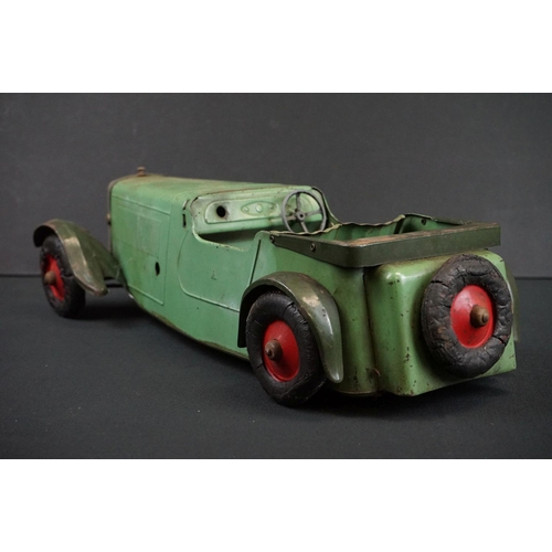 1279A - Early to mid 20th C 1936 Ford model car in green, construction built, clockwork with key, approx. le... 