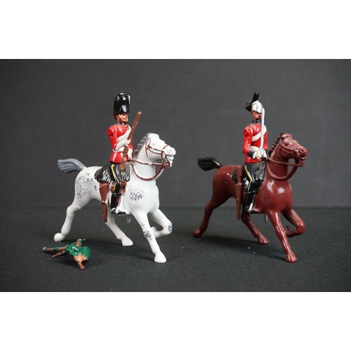 1300 - 14 Contemporary Britains metal figures to include horseback and guards