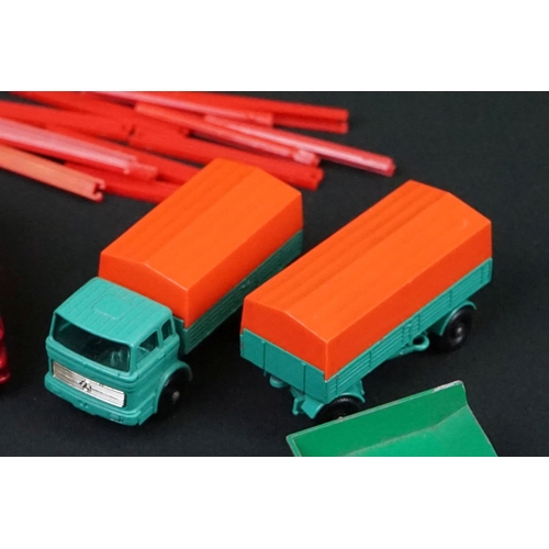 1223 - 15 Matchbox diecast models to include No 47 tipper, dumper truck, Hoveringham tipper, etc (some play... 