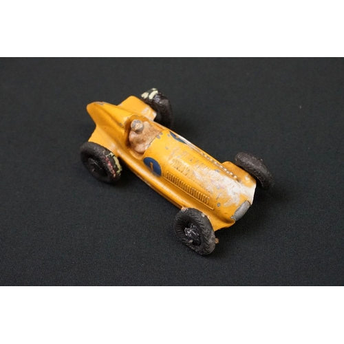 1225 - Two boxed Schuco clockwork tin plate cars to include Telesteering Car 3000 in black complete with al... 