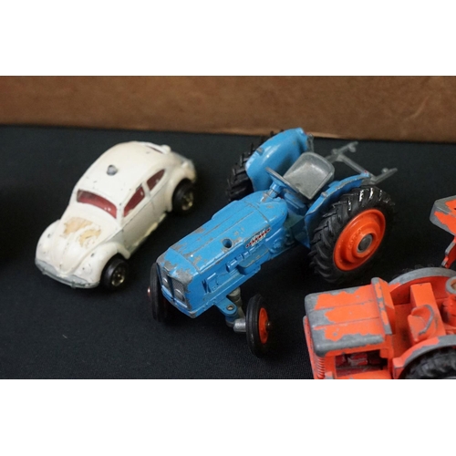 1235 - 20 Mid 20th C onwards play worn diecast models to include Corgi, Britains, Matchbox and Dinky, featu... 