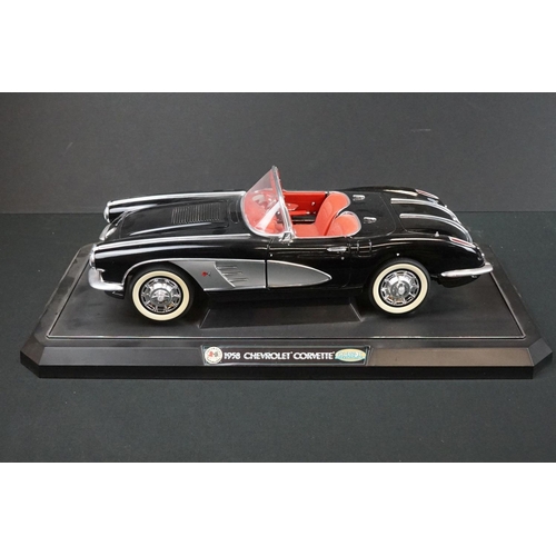 1008 - Boxed Gearbox Collectable 1/12 17904 Mint Precision Series 1958 Chevrolet Corvette diecast model, ex