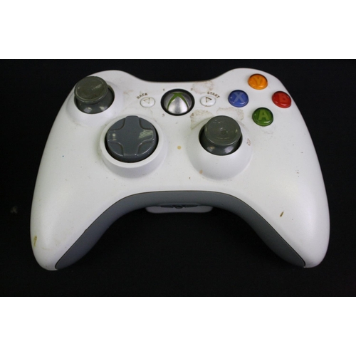 1456 - Retro Gaming - Xbox 360 Slim console with 250HDD, 2 x original controllers (1 x white & 1 x black), ... 