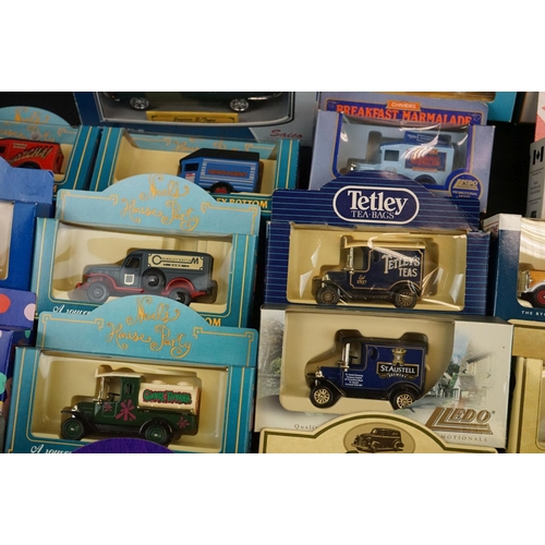 1173 - 45 Boxed diecast models to include Lledo, Saico, Oxford, Corgi etc