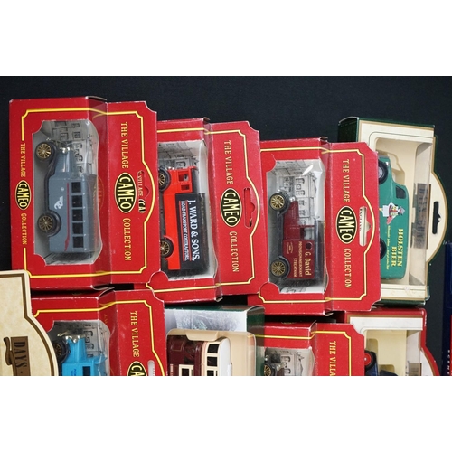 1178 - 29 Boxed Diecast models to include Corgi, Efsi Toys, Lledo, Cararama and Maisto, featuring Maisto Mi... 