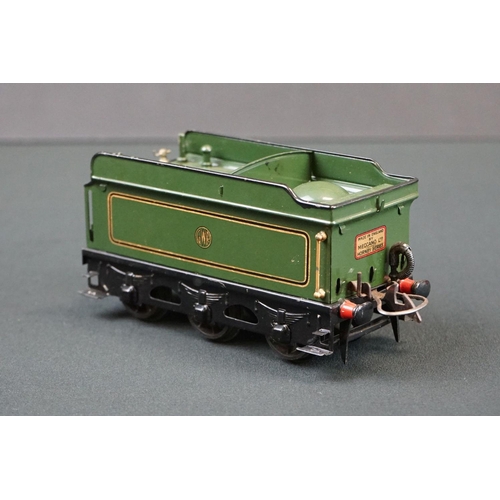 228 - Boxed Hornby O gauge No 3C Clockwork Locomotive Caerphilly Castle 4-4-2 with boxed No 2 Special GW T... 