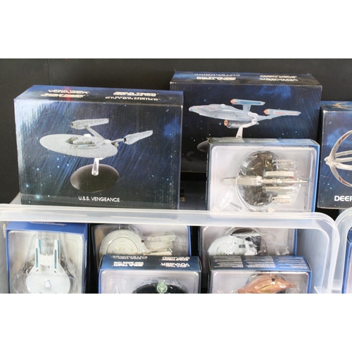 1460 - 80 boxed Eagle Moss Star Trek models to include U.S.S Vengeance, U.S.S Enterprise (2009 movie), S.S ... 