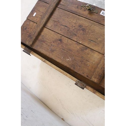 570 - Late 19th / Early 20th century Waxed Pine Box, 70cm wide x 41cm high