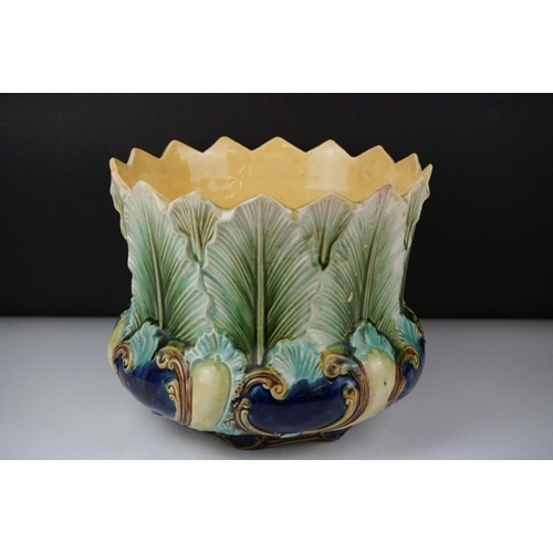 21 - Early 20th Century Majolica New Leaf ceramic jardinière with textured foliate decoration, RD no. 368... 