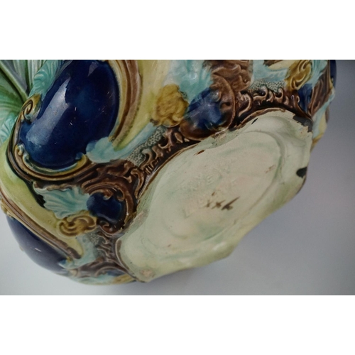 21 - Early 20th Century Majolica New Leaf ceramic jardinière with textured foliate decoration, RD no. 368... 