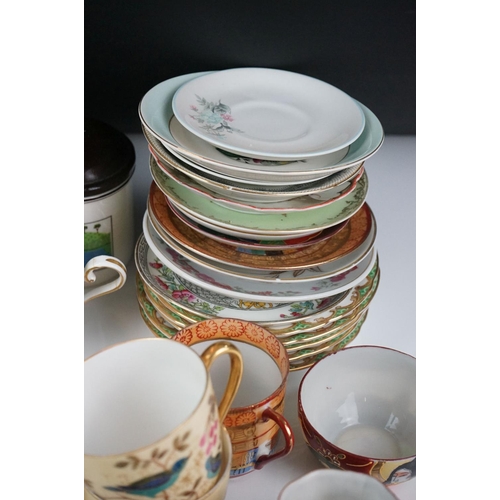 24 - Collection of mixed ceramics to include cabinet cups & saucers, teacups & saucers, coffee cans, brea... 