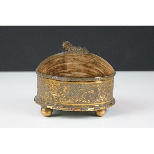 179 - Group of mixed collectables to include a bronze twin-handled urn with floral embellishments, 13cm hi... 