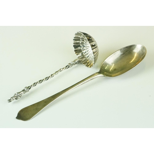 321 - A small collection of silver and silver plated cutlery to include berry spoons.