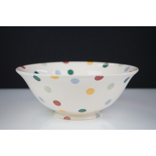 82 - Emma Bridgewater Polka Dot pattern ceramics to include a nesting hen egg basket with polka dot and b... 