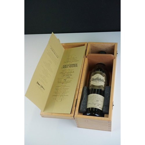 336 - A bottle of Glenfiddich Vintage Reserve-35 year old-1963, Distilled, matured & bottled by William Gr... 