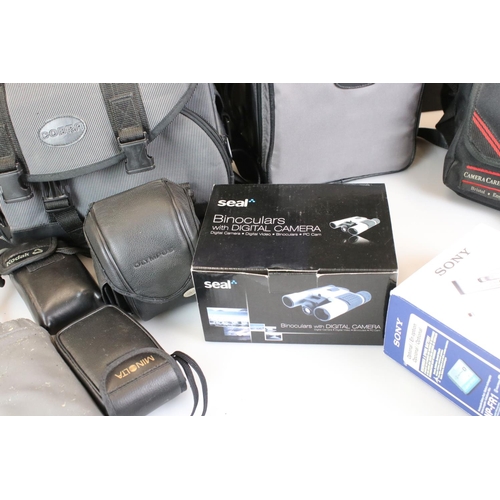 423a - Cameras - Boxed Canon IXUS 500, Boxed Sony Cyber-shot, Boxed Olymous Camedia C-300 Zoom, Cased Prakt... 