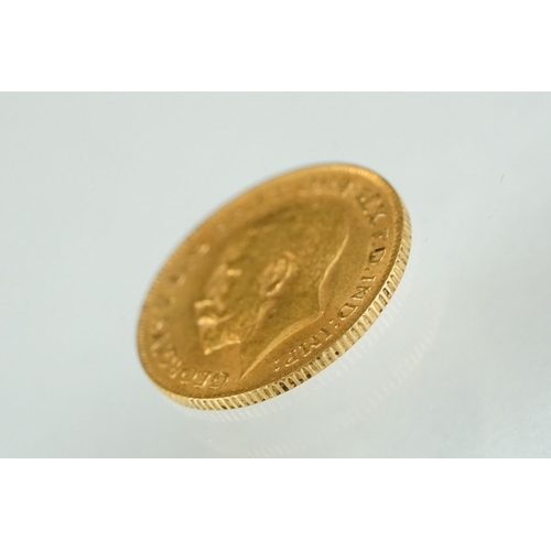 219 - A King George V 1914 gold half sovereign coin.