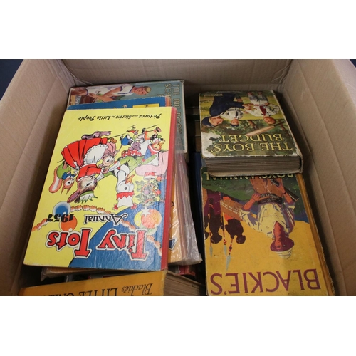 465 - A large collection of children's books and annuals to include The Youngest Annual and The Sparkler A... 