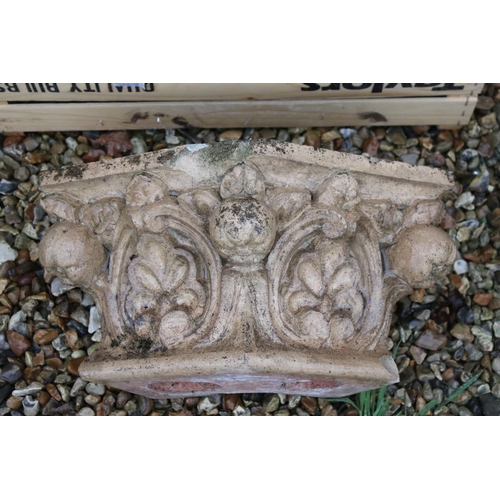 554 - Terracotta Classical style Corbel, 23cm high