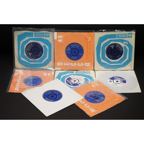 104 - Vinyl - 8 original UK Demo Promo pressings on Decca Records, to include: Patrick Kerr (F 12069) VG, ... 