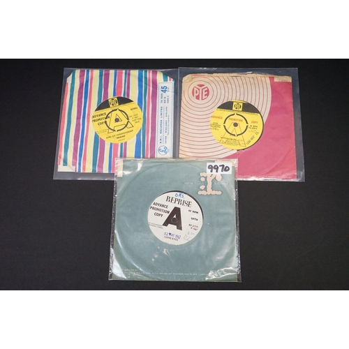 114 - Vinyl - 15 original Psych / Mod / Beat UK demo promo pressings on Pye Records and related labels, to... 