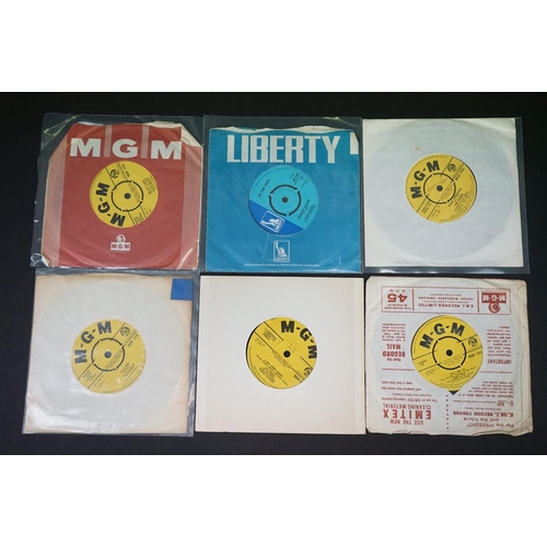 116 - Vinyl - 21 original UK Beat / Mod / Psych / Surf singles on MGM Records and Liberty Records, to incl... 