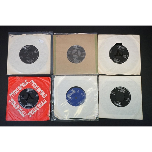 118 - Vinyl - 18 original UK Psych / Mod singles on Reaction Records and Track Records, to include: Oscar ... 