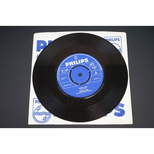 134 - Vinyl - Psych / Mod - 3 original UK singles on Fontana Records, Philips Records rarities, to include... 