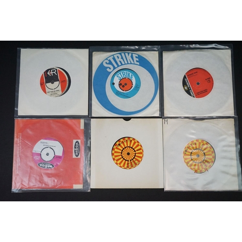 146 - Vinyl - Psych / Mod / Garage - 21 original UK singles on various labels, to include: ? (Question Mar... 