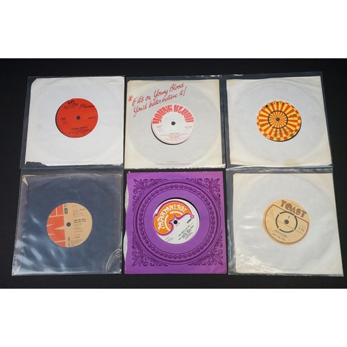 146 - Vinyl - Psych / Mod / Garage - 21 original UK singles on various labels, to include: ? (Question Mar... 