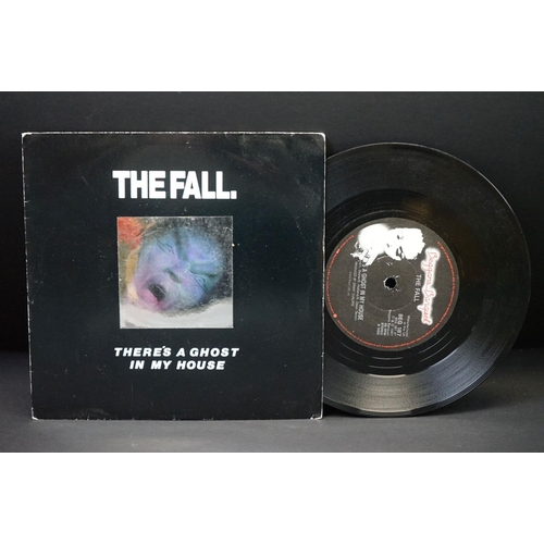 192 - Vinyl - The Fall - 4 rare original UK singles, to include: Bingo Master’s Break Out (SF 7) VG+ / VG,... 