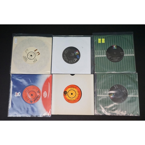 246 - Vinyl - 23 original UK 1970s pressings Northern Soul / Soul / Funk singles on different labels inclu... 