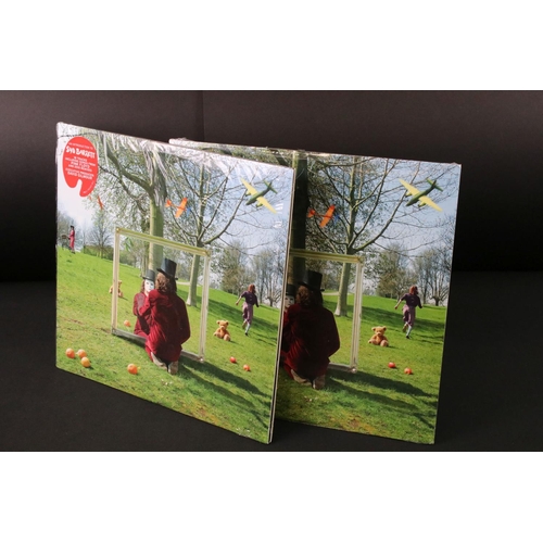 15 - Vinyl - 5 Syd Barrett LPs to include The Madcap Laughs (EMI 100 series), Opel (SHSP 4126), Barrett (... 