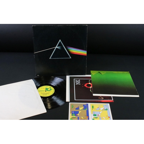 8 - Vinyl - 8 Pink Floyd LPs to include Atom Heart Mother (Italian press), The Division Bell, Animals, T... 