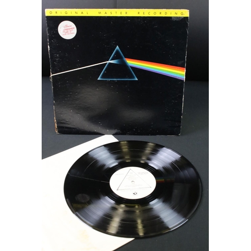 8 - Vinyl - 8 Pink Floyd LPs to include Atom Heart Mother (Italian press), The Division Bell, Animals, T... 