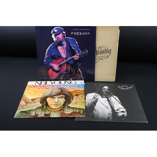 37 - Vinyl - 19 Neil Young LP's spanning his career including Self Titled on Reprise Records RSLP 6317 St... 