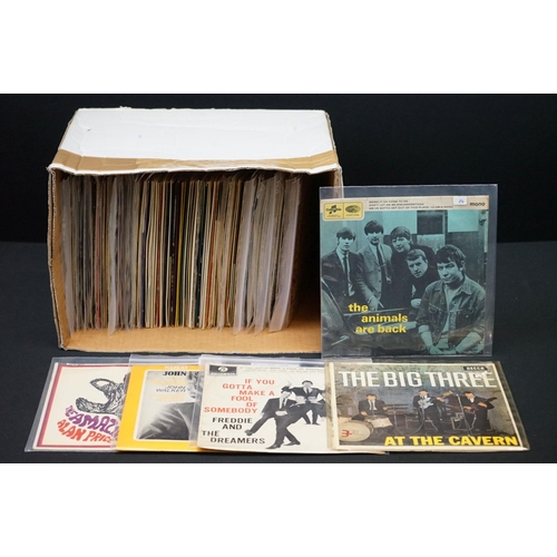 319 - Vinyl - Approx 70 EP's mainly 1950's & 60's including The Animals, The Big Three, Freddie & The Drea... 