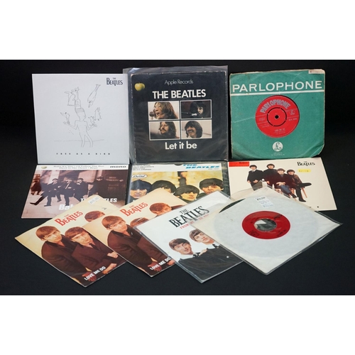 324 - Vinyl - The Beatles - 10 rarities 7” singles, to include: Love Me Do (original UK 1st pressing Red P... 