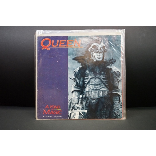 372 - Vinyl - 13 Queen & related 12