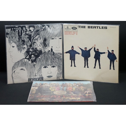 376 - Vinyl - The Beatles 3 LP's to include Help (PMC 1255) Sold In UK and The Gramophone Co Ltd to label,... 