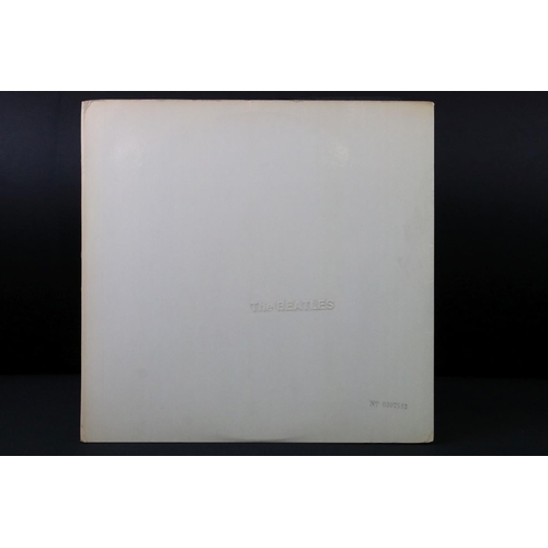 91 - Vinyl - The Beatles White Album PCS 7067/8 stereo No. 0307542 top loader, black inners (fair), poste... 