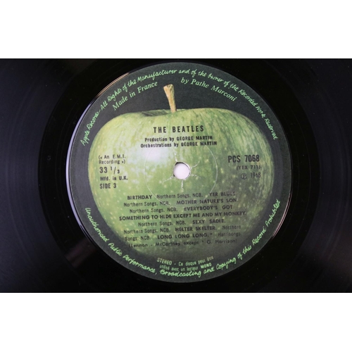 95 - Vinyl - The Beatles White Album PCS 7067/8 stereo.  French pressing by Pathe Marconi No. 279671 side... 