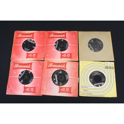 352 - Vinyl - Over 60 mainly late 1950’s early 1960’s Original Uk singles on various labels, with many Roc... 