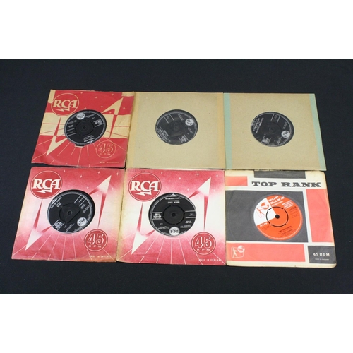 353 - Vinyl - Over 100 mainly late 1950’s early 1960’s Original Uk singles on various labels, with many Ro... 